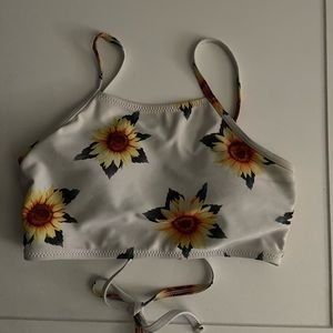 Halter bikini top
